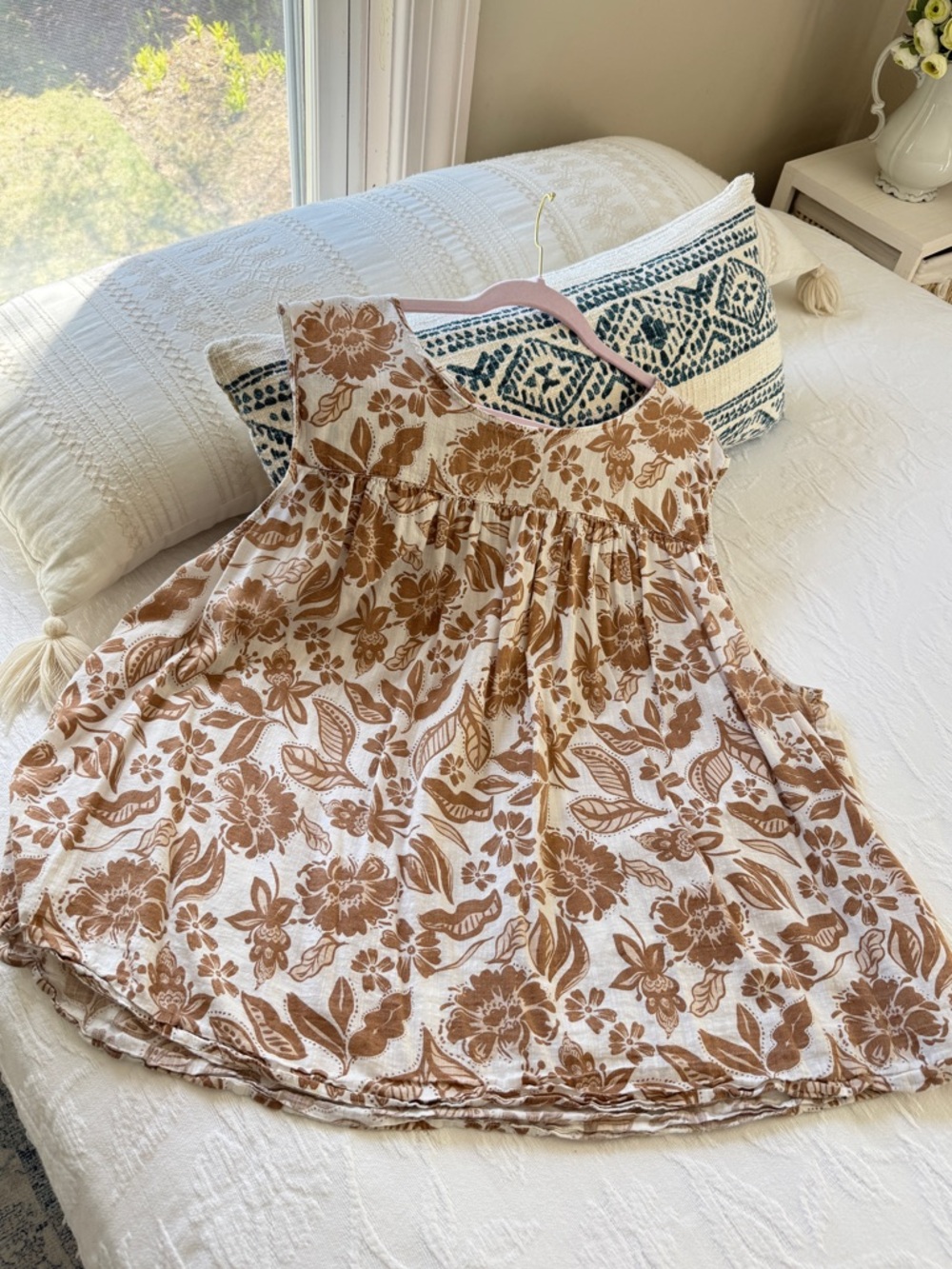Floral Sleeveless Cotton Tunic Top in Mocha  & Cream
